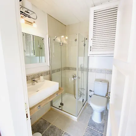 Alaca Butik Otel Alaçatı