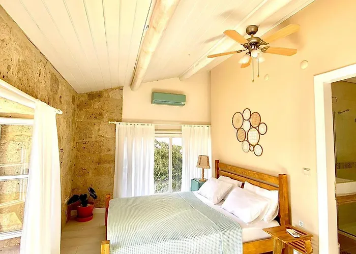 Alaca Butik Alaçatı