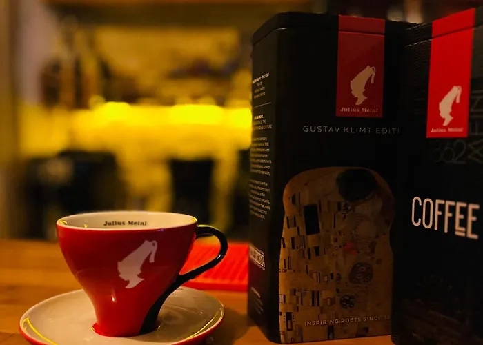 Alaca Butik * Alaçatı